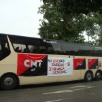 El bus combatiu recorre Barcelona visibilitzant alguns dels conflictes laborals i socials a la ciutat i cridant a la jornada de lluita i vaga del 31 O  